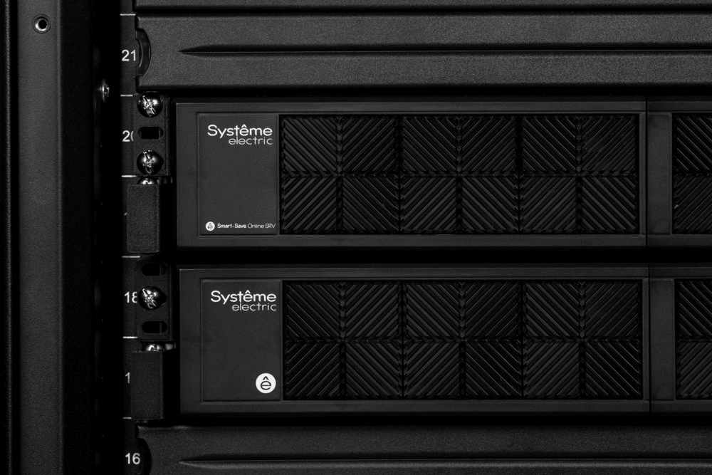 Внеш комплект батарей для ИБП Systeme Electric Smart-Save Online,192В,СВК,RT 2U